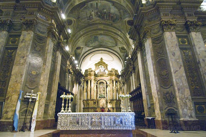 20071201_155322  D2X 4200x2800.jpg - Metropolitan Cathedral, the main Catholic Church in Buenos Aires, Argentina